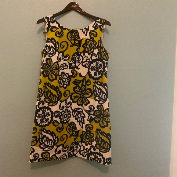 Dress - Picture 3 of 6